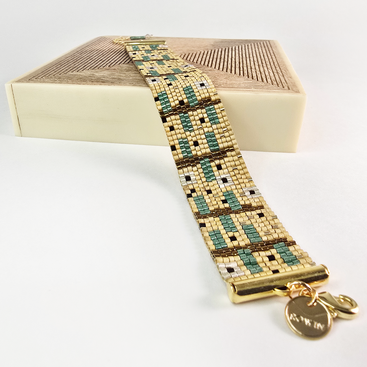 Pulseira Emelea